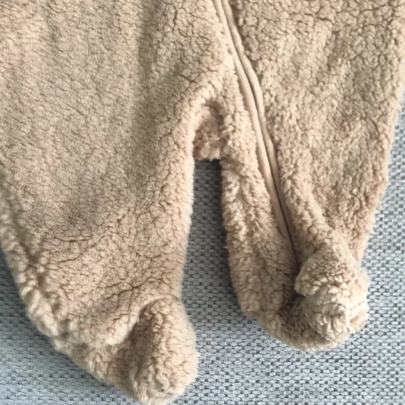 BABY GAP winter onesie 0-3 months NWT - Picture 4 of 5